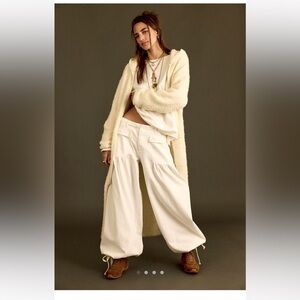 Free People We The Free Lotus Balloon Jeans in Bright White